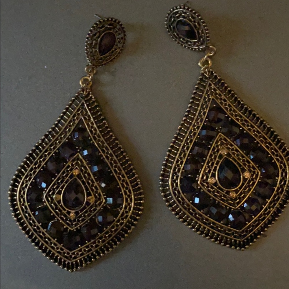 Statement Earring - image 1